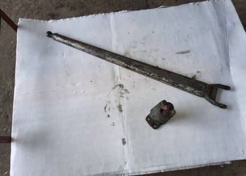 Drążek reakcyjny wraz ze wspornikiem do ursusa C 328