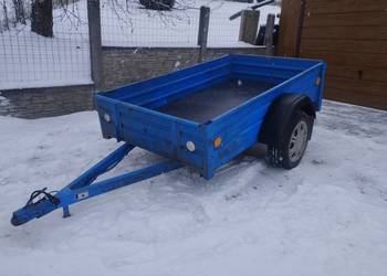 Przyczepka samochodowa zarejestrowana