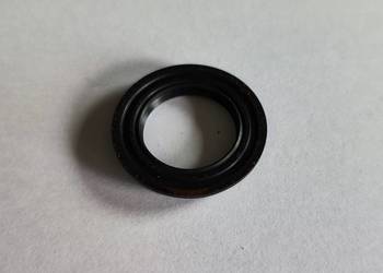USZCZELNIACZ ZĘBATKI ZDAWCZEJ HONDA 91205-MBN-672 (25x36x5)