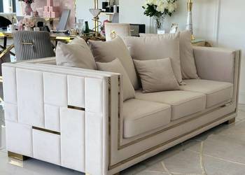 Designerska sofa glamour ze złotymi nogami, rozkładana do salonu