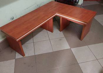 Solidna ławka (ława).