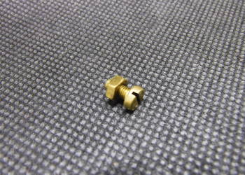 Śruba mosiężna M3 x 8mm z nakrętką gwint 0,5