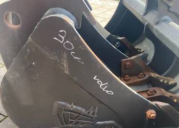 Łyżka Rhinox  30 cm do Volvo EC18E