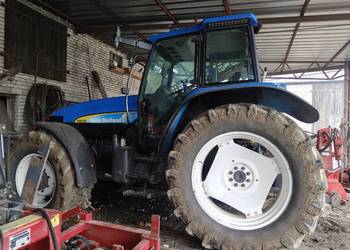 Sprzedam New Hollanda TM 115