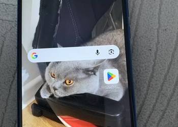 Huawei p20 lite stary ale sprawny  może się przydać komuś