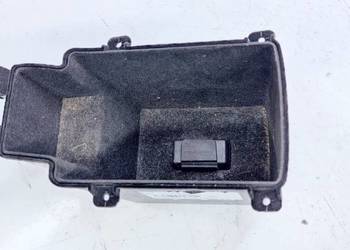SCHOWEK POD AMI AUDI Q3 8U 8U0864981D