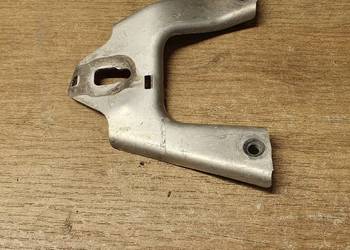 MERCEDES W205 UCHWYT UKOŚNY PRAWY A2056204100