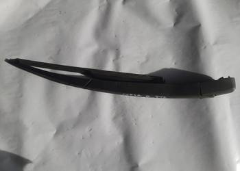 Opel Corsa D ramię tylnej wycieraczki