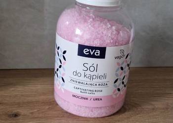 sól do kąpieli EVA zniewalająca róża 600g