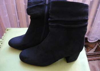 Botki czarne zamszowe saszki