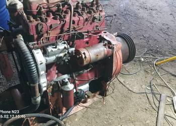 Silnik Perkins 4 cylindry