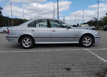 BMW E39 520i