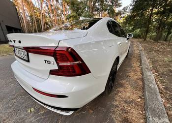 Volvo S 60 T5 2019 Biała Perła 250KM