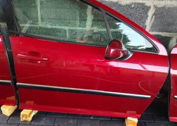 Sprzedam drzwi  peugeot 407 sedan