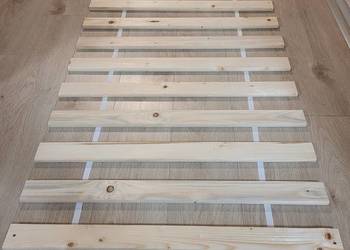 Stelaż łóżka, deski sosnowe z taśmą (pod materac 80 x 200)