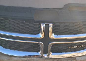 Gril atrapa dodge journey lift