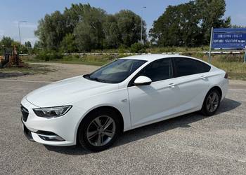 Opel Insignia 1.5 BENZYNA Klimatronik Tempomat Ledy Nawigacja