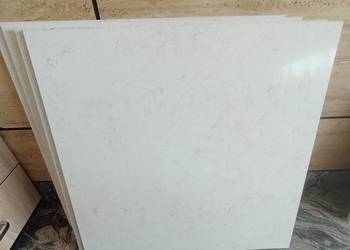 Płytka z konglomeratu kwarcowego BIANCO AURELIO 60x60x1,2