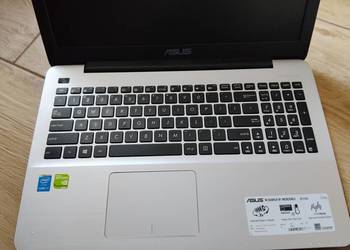 Sprzedam laptop Asus R556L