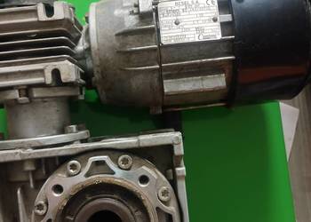 Sprzedam silnik z przekładnią