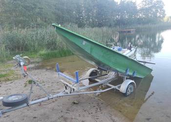 Sprzedam łódkę 4m z przyczepką
