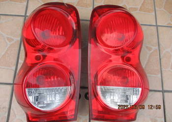 Dodge Durango 05-10 lampy tylne ladne