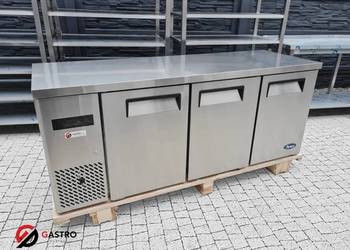Stół mroźniczy 3 drzwiowy z blatem roboczym – linia 600