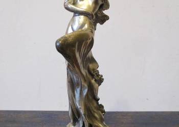 Figurka młodej Kobiety Posrebrzana pr. 925 Victor Figurka młodej Kobiety Posrebrzana pr. 925 Victor
