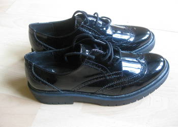 Buty oxfordy VENTURINI MILANO rozm.38/39 (NOWE)
