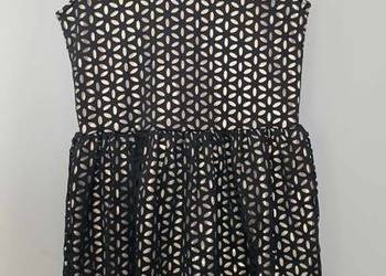 Oryginalna, elegancka sukienka, roz. 140