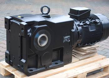 Motoreduktor kątowy 30kw. 24obr. Nord . Typ: SK9082.1AX-200LP/4TF