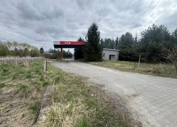 Działka z budynkiem po byłej stacji paliw
