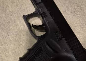 Pistolet hukowy Phantom 5,6mm.