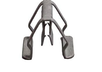 MERCEDES BENZYNA M276 Klamra spinka oslony gornej silnika OE