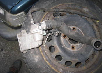 Obudowa Temorstatu Volvo 850 s70 v70 2.0 140k 2.5 20v 170km Renault Safrane