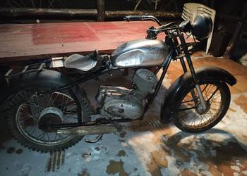 Motocykl stary skladak WSK wfm iż