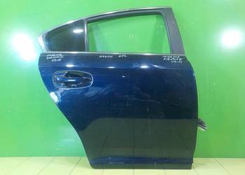 TOYOTA AVENSIS III T27 2.0 D4D 09r SEDAN 4D drzwi prawe tyl