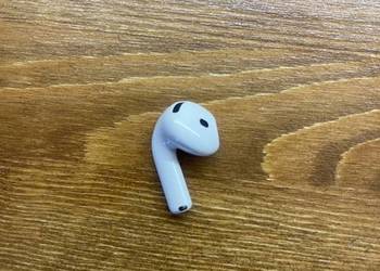 Oryginalna Lewa Słuchawka Apple Airpods 4. Gen