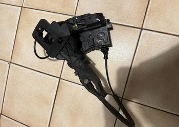 HYUNDAI IX20 ZAMEK DRZWI LEWY TYŁ 4 PIN EUROPA 81410-1K000 2009-