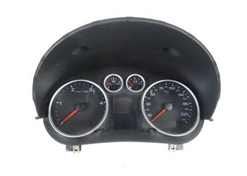 LICZNIK AUDI A2 (8Z0) 1.4 TDI - AMF 8Z0920950