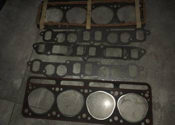 Uszczelki silnika górnozaworowego 2400cm3
