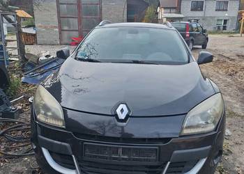 Kompletny przód megane 3 NV 676 ,xenon Kompletny przód megane 3 NV 676 ,xenon