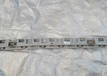 MERCEDES  W176 ŚLIZG ZDERZAKA TYŁ ŚRODKOWY TYLNY