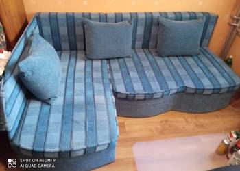 Narożnik z funkcją spania i pojemnikami na pościel – używany