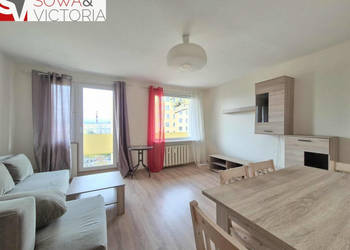 Rozkładowe mieszkanie z balkonem.