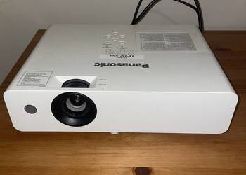 Panasonic PT-LB412 LCD projector