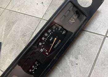 Licznik/ prędkościomierz GAZ 24-10