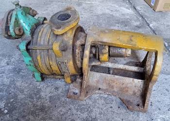 Stara pompa hydrofor Sigma Czechosłowacja do renowacji