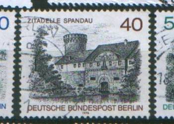 Zn. Berlin Mi 529 -  31 kas  1976