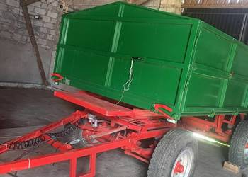 Sprzedam przyczepę HL, ładowność 9 ton pszenicy. Cała góra po odbudowie.